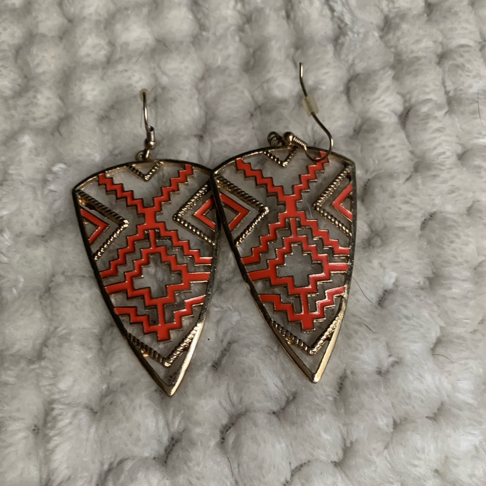 Shield earring